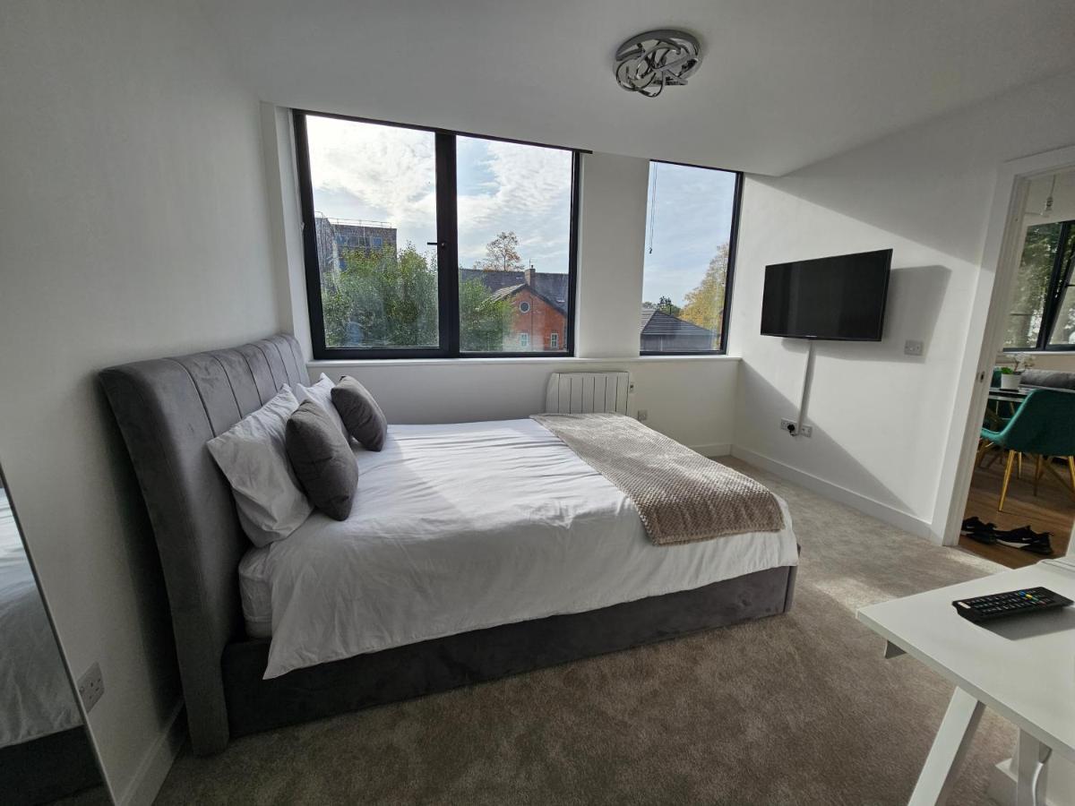 Brand New Trafford Apartment Manchester Ngoại thất bức ảnh