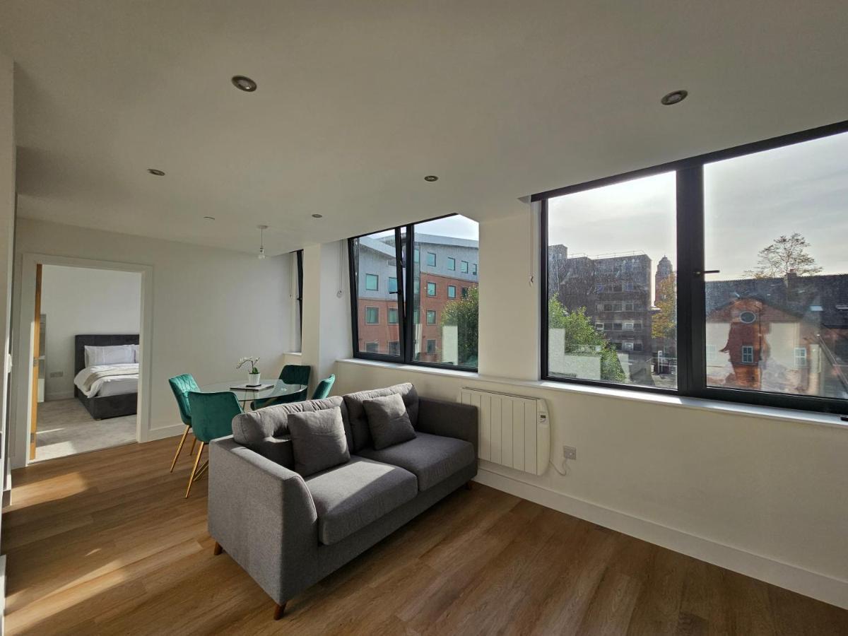 Brand New Trafford Apartment Manchester Ngoại thất bức ảnh